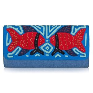 Mola Clutch